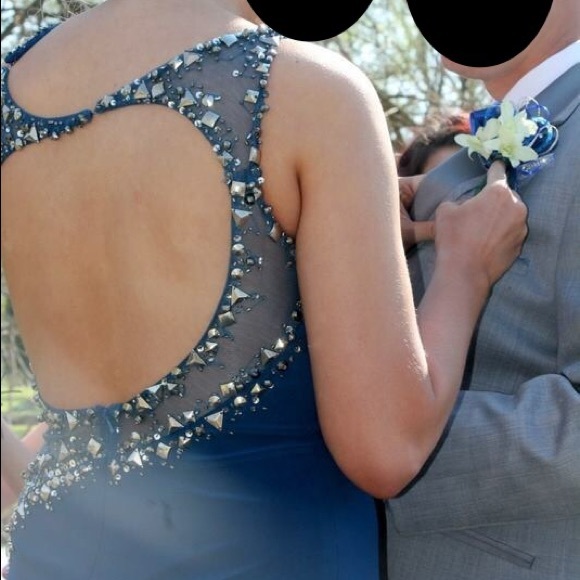 Prom Dress - Picture 4 of 6